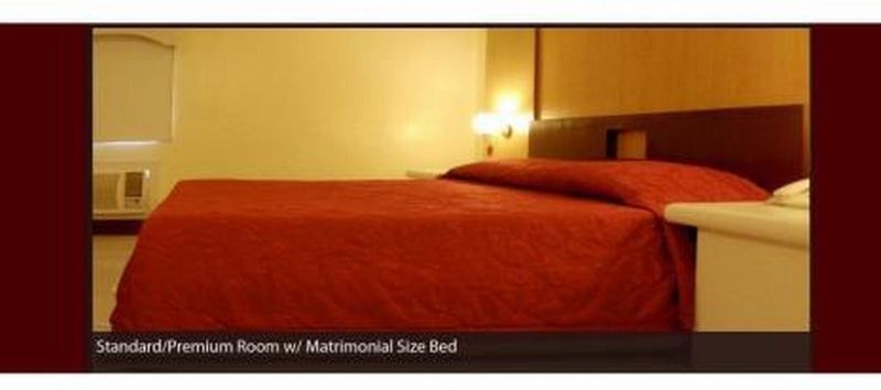 Cherry Blossoms Hotel Манила Экстерьер фото